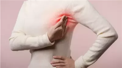 اثنا عشر علامة تحذيرية لسرطان الثدي