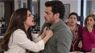 الباب يفوت جمل كاملة بقلم انجي الخطيب